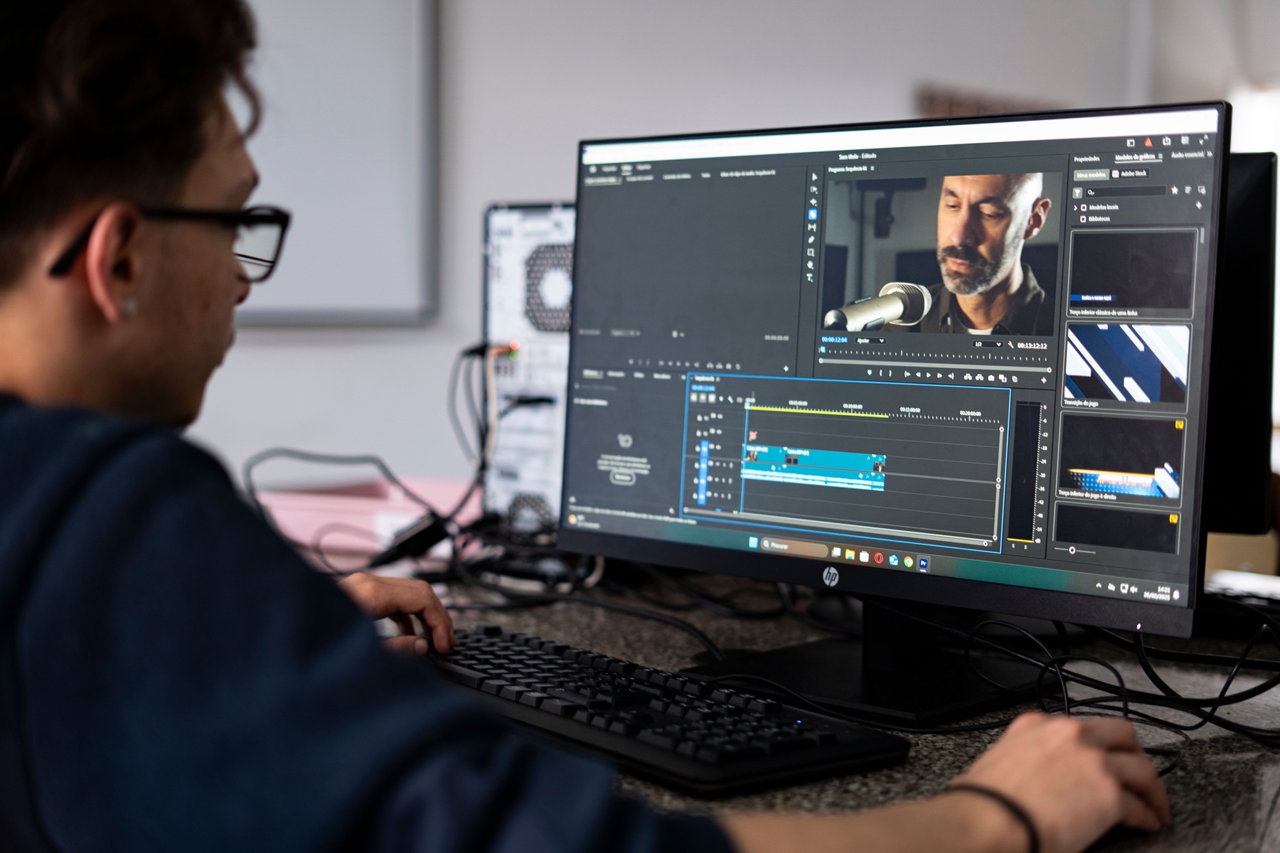 How to Extract Slides from a Video Without Taking Screenshots